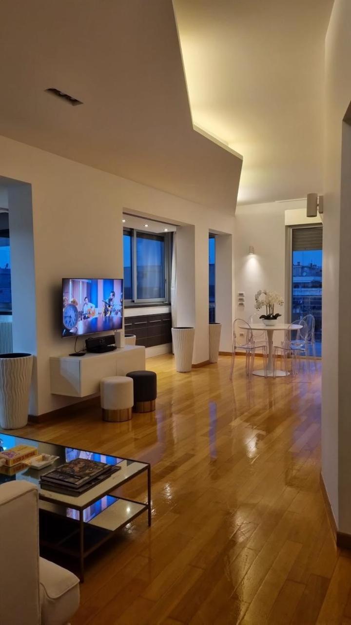 Attico Reale - In Centro, Tra Stazione E Bari Vecchia Appartement Buitenkant foto